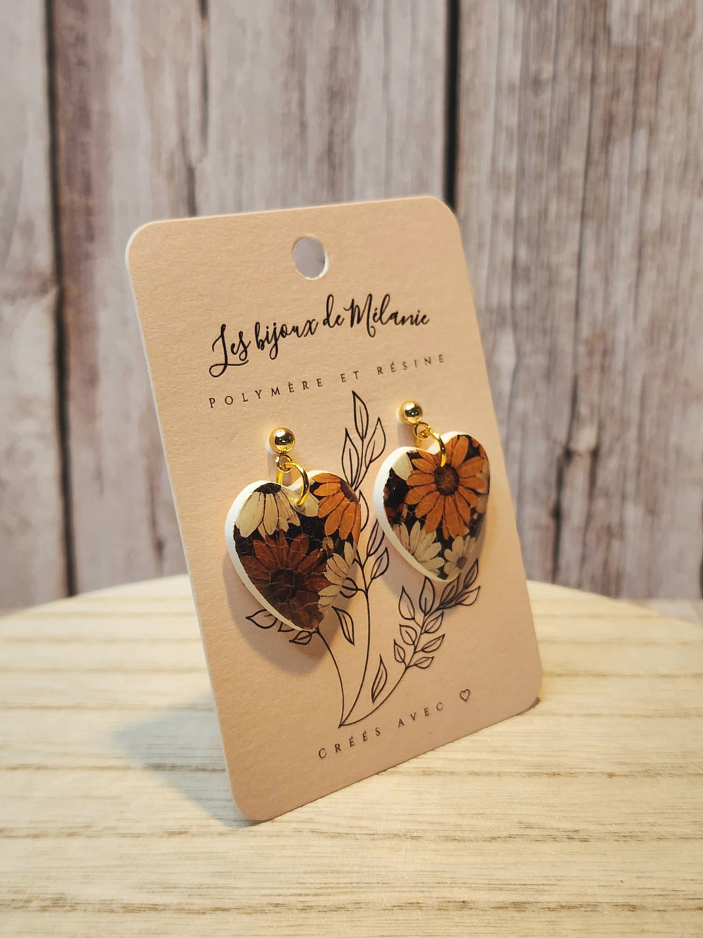 Boucles d'oreilles coeur fait à la main avec feuille de transfert fleurie et appret en acier inoxydable