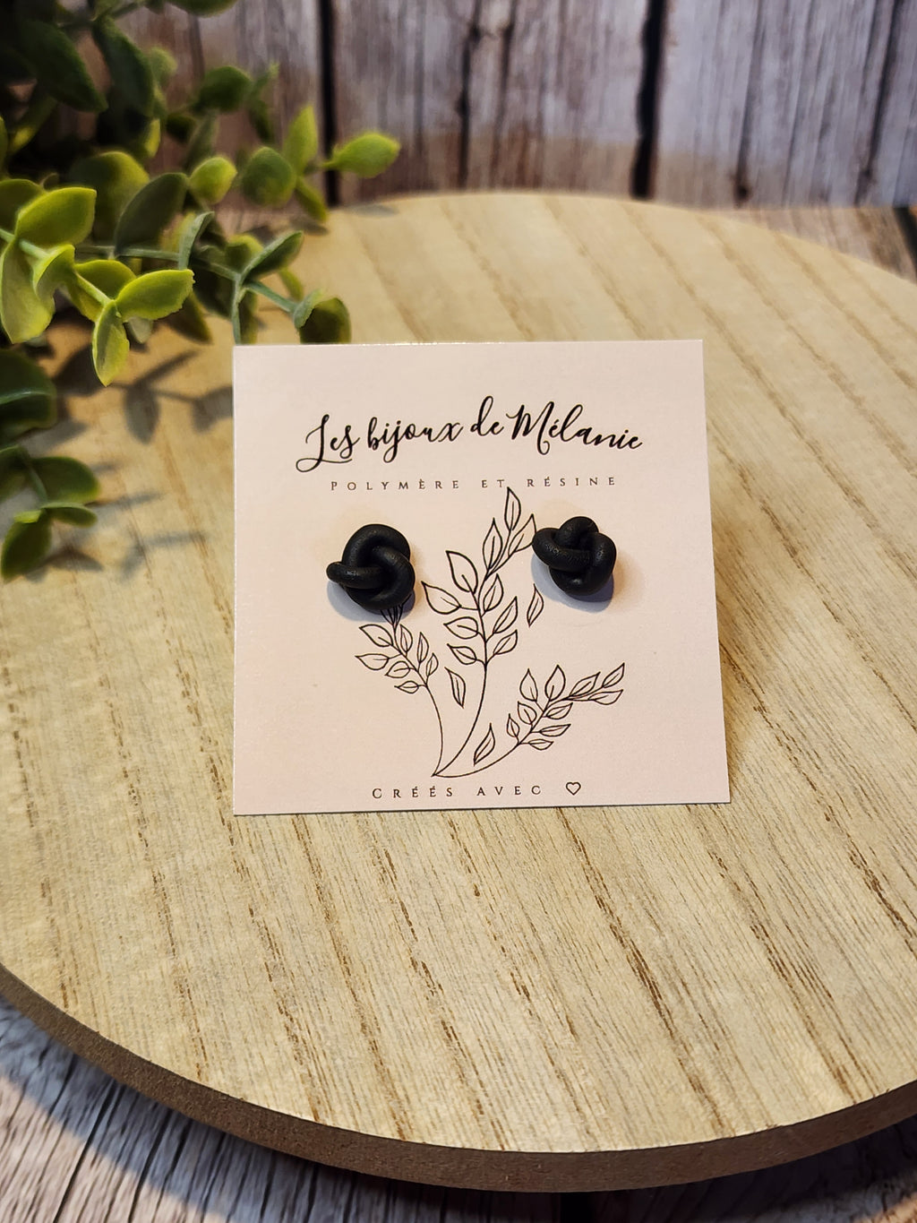 Clous d'oreilles tressés noirs - Acier hypoallergénique artisanal